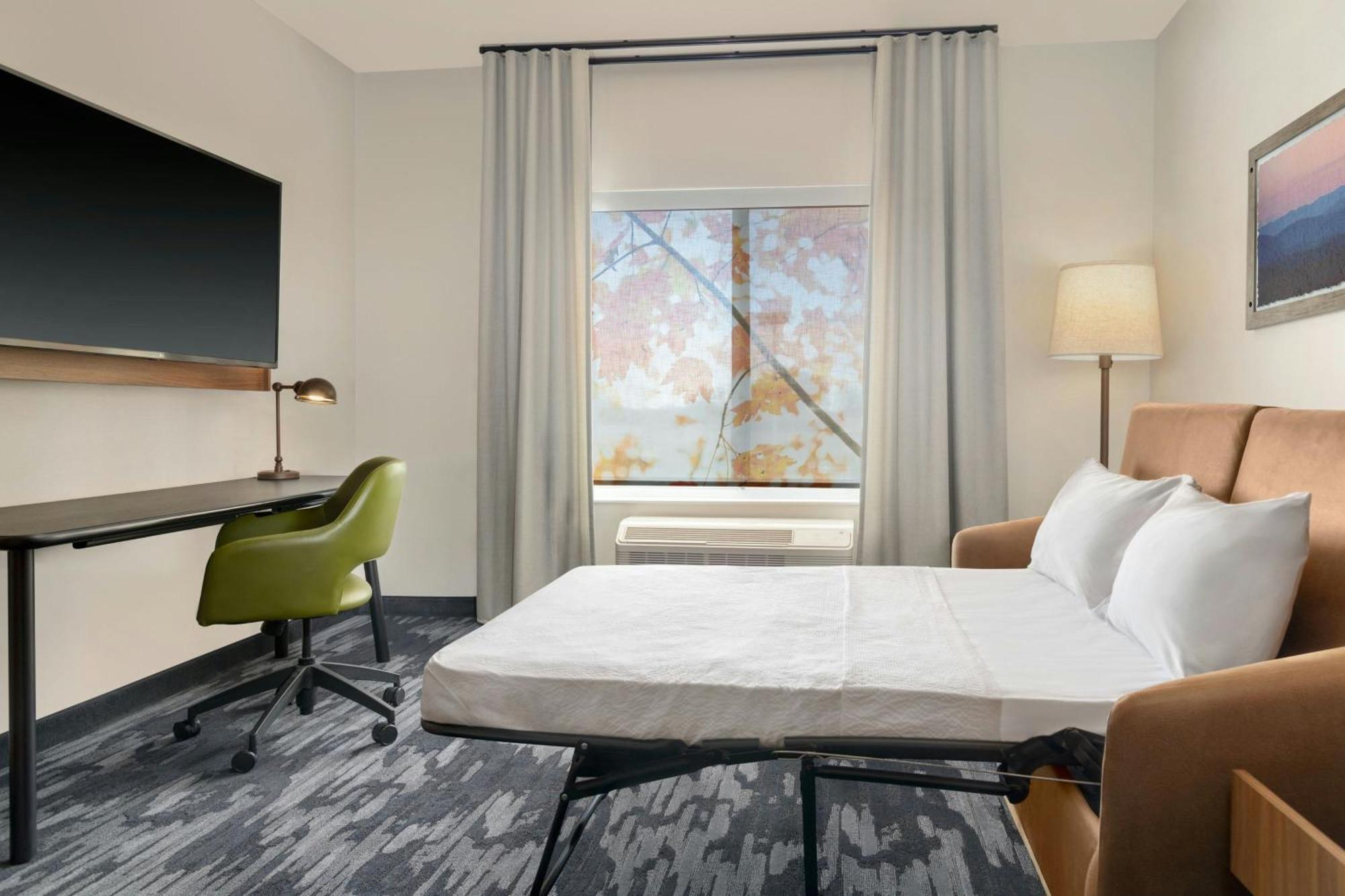 Fairfield By Marriott Inn & Suites Kansas City At The Legends Exterior photo